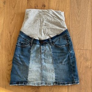 XXS Maternity Denim Skirt. Barely worn/new condition.